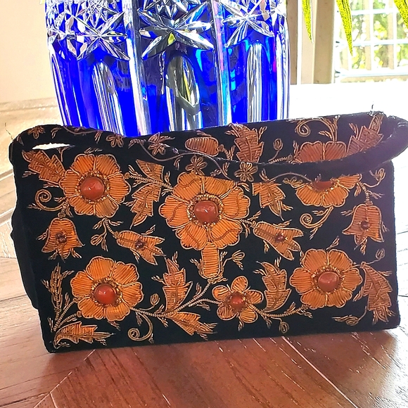 Vintage India Black Velvet Gold Embroidered Natural Gemstone Jeweled Evening Bag - Picture 13 of 17